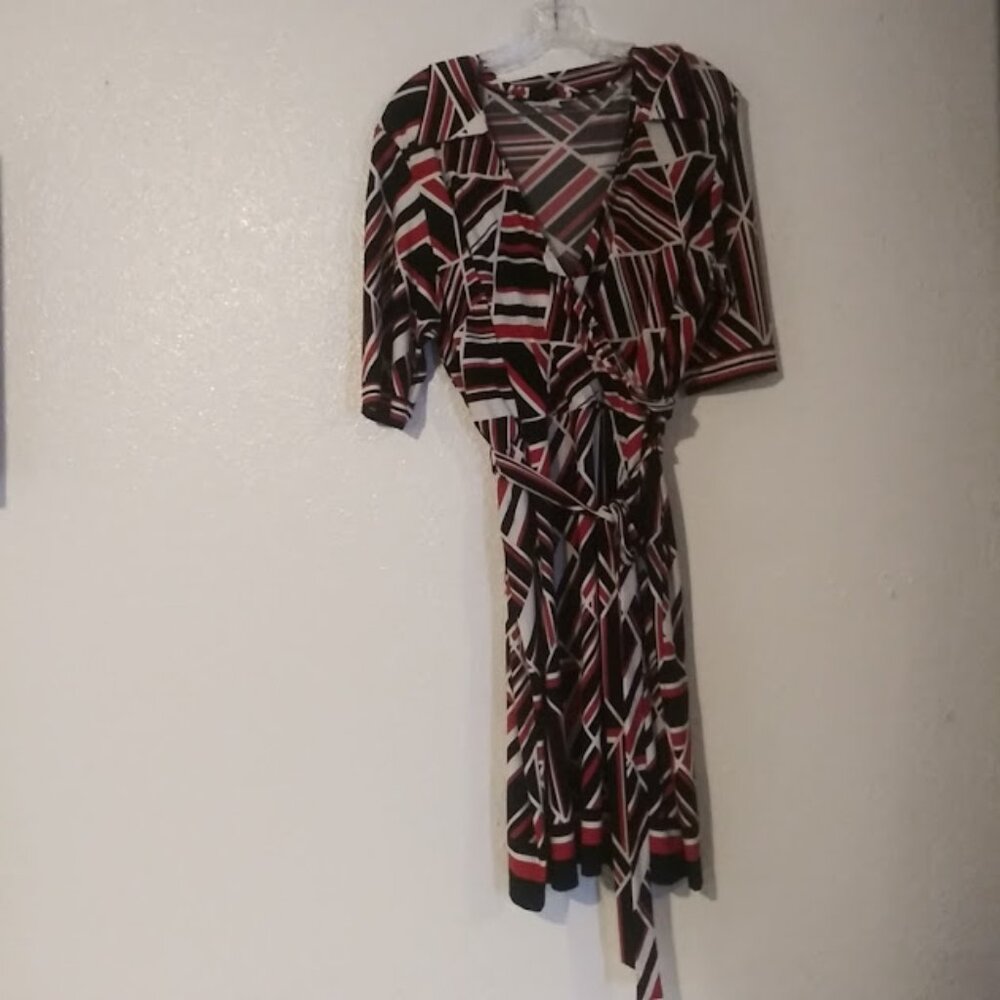 Studio One New York women's size XL red, white and black diamond dress